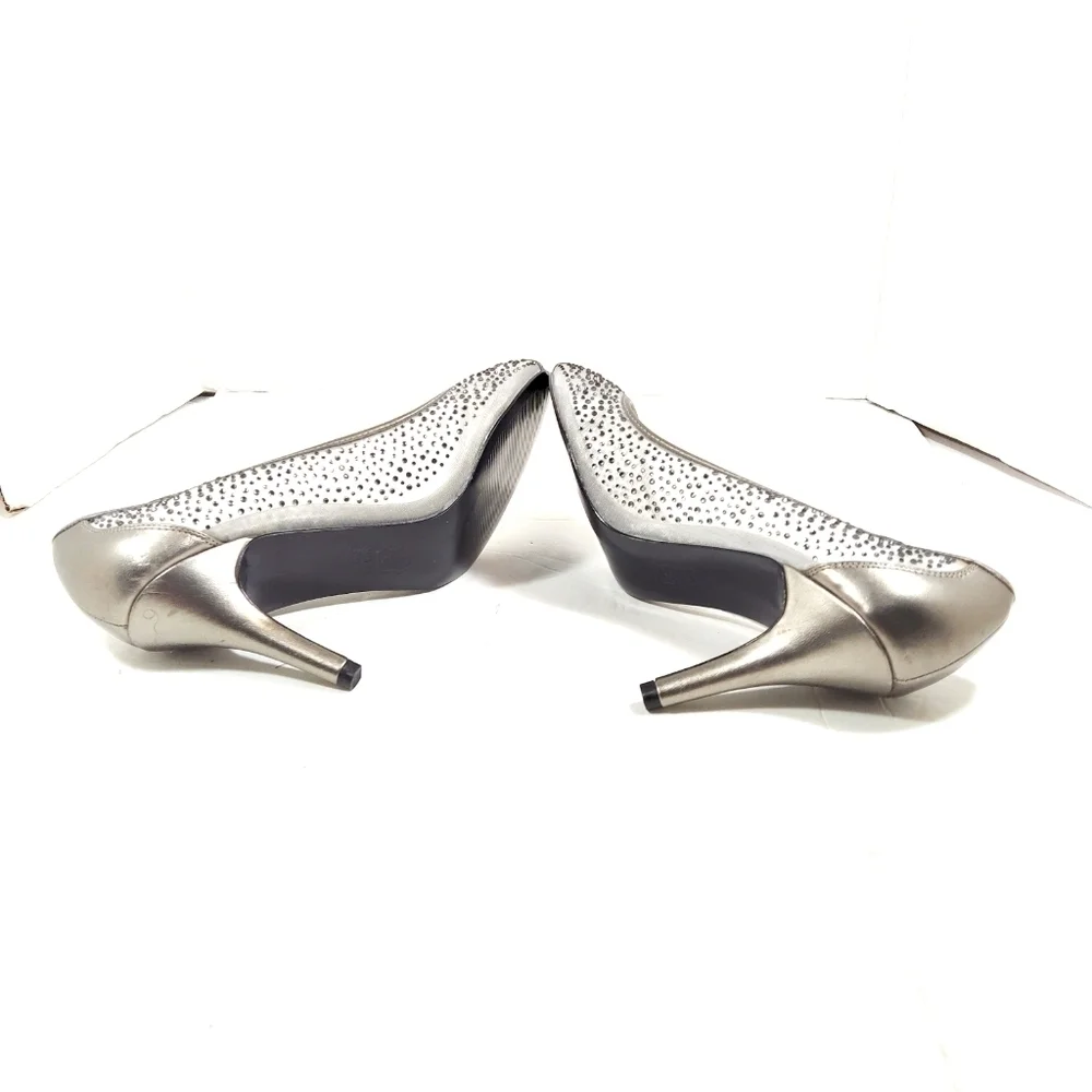 Papell studio silver mesh and Rhine stones puter high heels shoes Size: 9